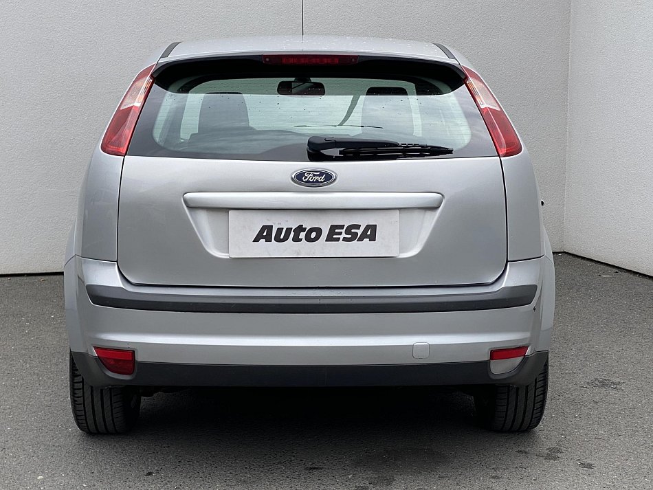 Ford Focus 1.6i 