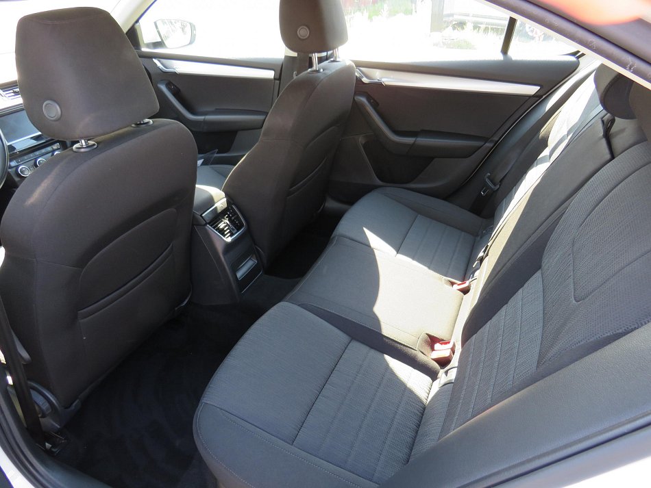 Škoda Octavia III 2.0TDi Style