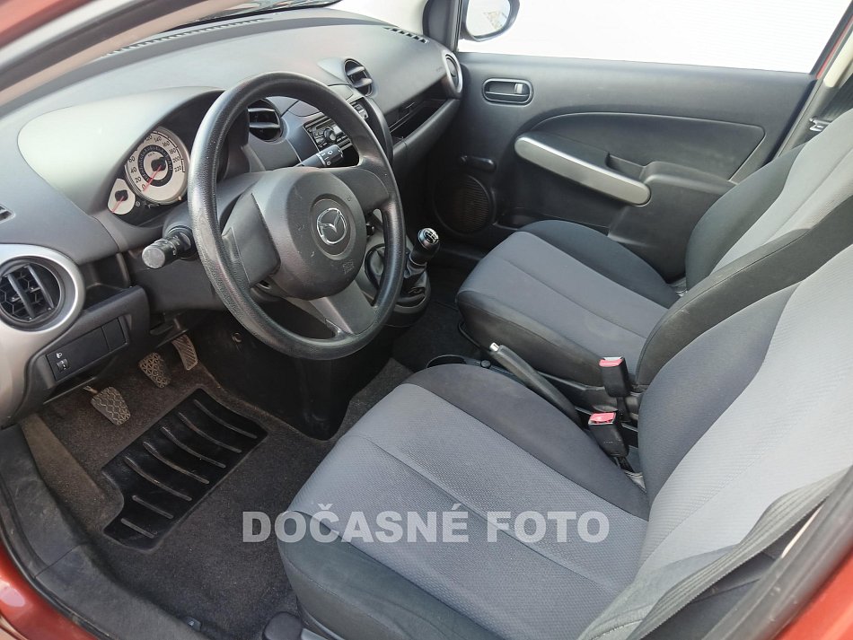 Mazda 2 1.4i 