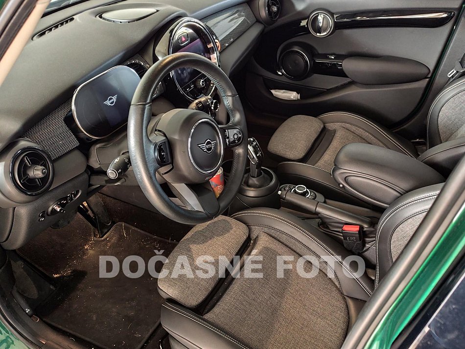 Mini Cooper 1.5 i 