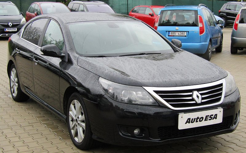 Renault Latitude 2.0DCi 