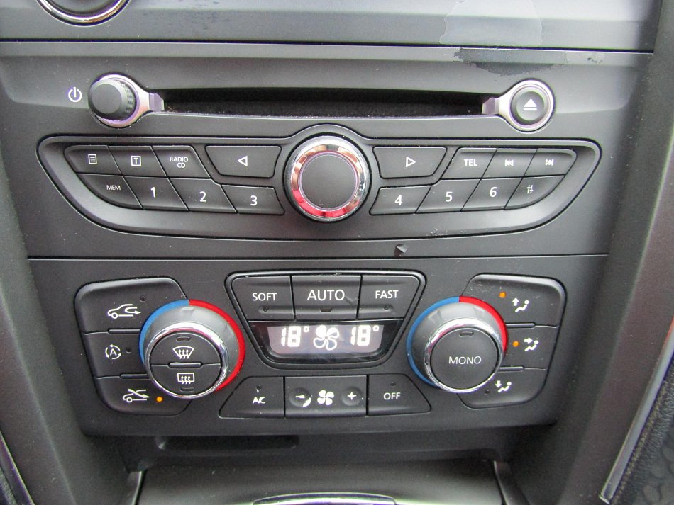 Renault Latitude 2.0DCi 