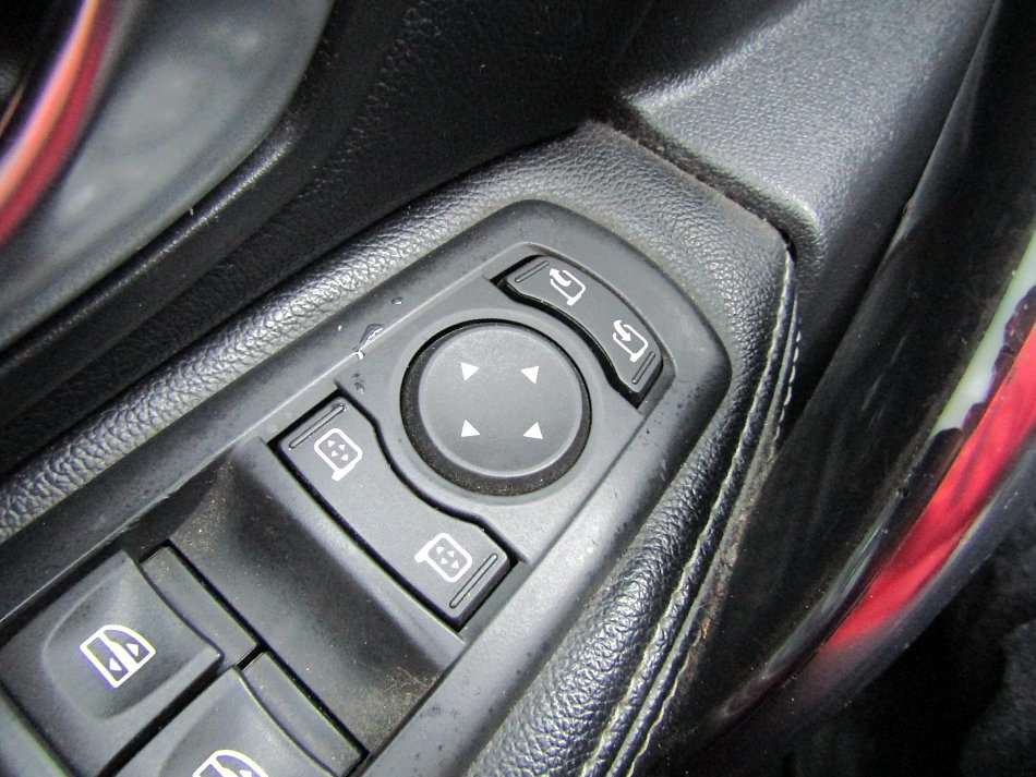 Renault Latitude 2.0DCi 