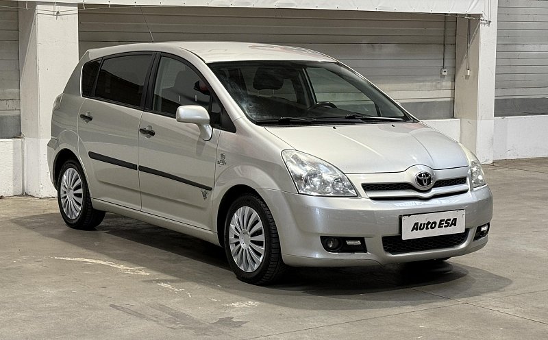 Toyota Corolla Verso 2.2 D-CAT 