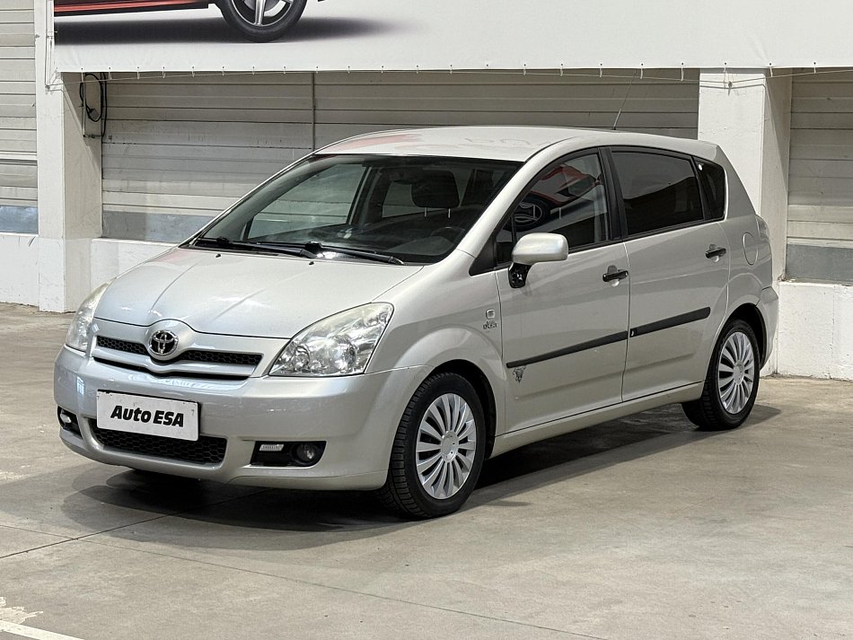 Toyota Corolla Verso 2.2 D-CAT 