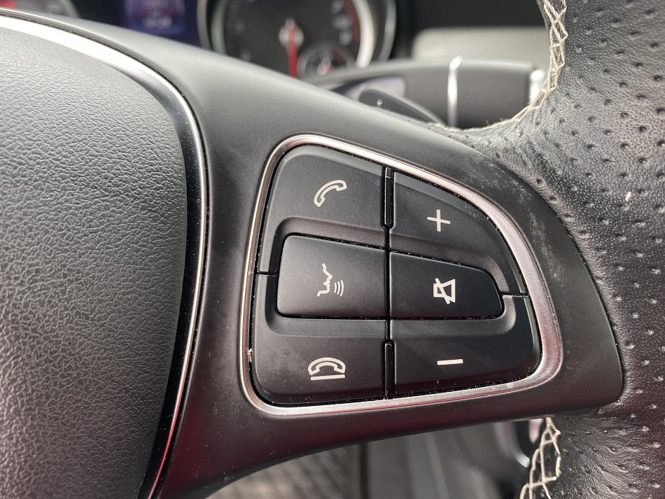 Mercedes-Benz GLA 2.0 CDi 