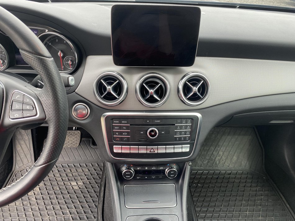 Mercedes-Benz GLA 2.0 CDi 