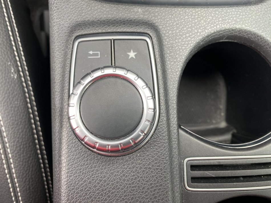 Mercedes-Benz GLA 2.0 CDi 