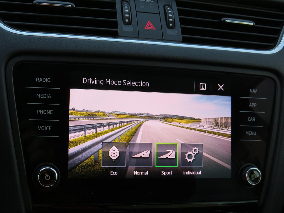 Škoda Octavia III 2.0 TDi Style