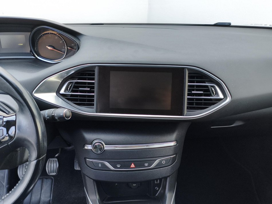 Peugeot 308 1.2 PT 