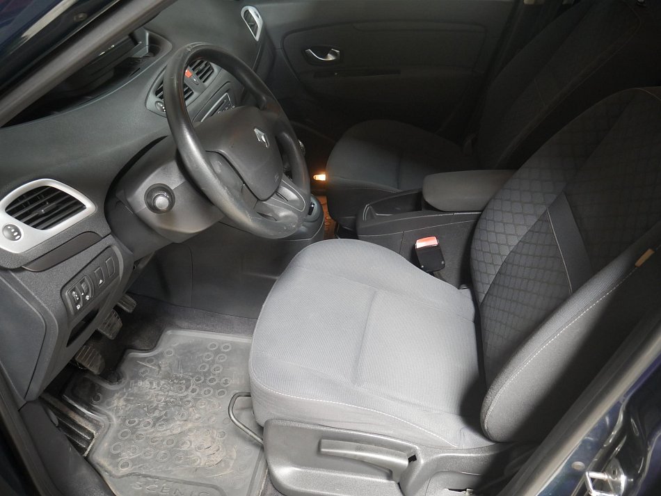 Renault Scénic 1.4i 