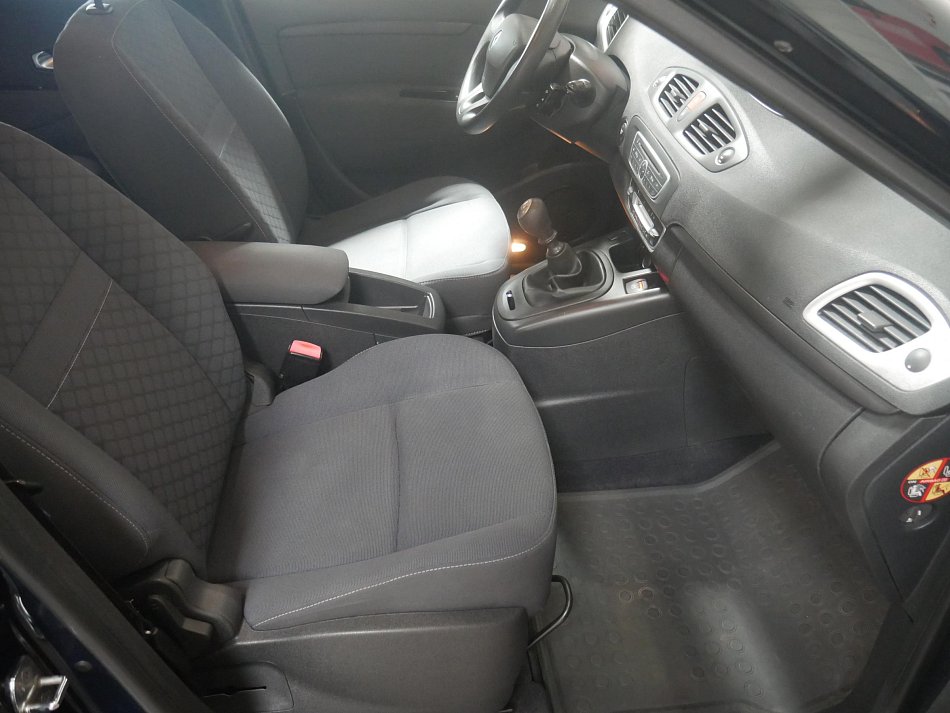 Renault Scénic 1.4i 