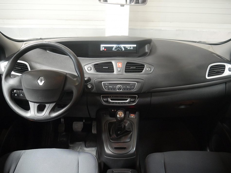 Renault Scénic 1.4i 