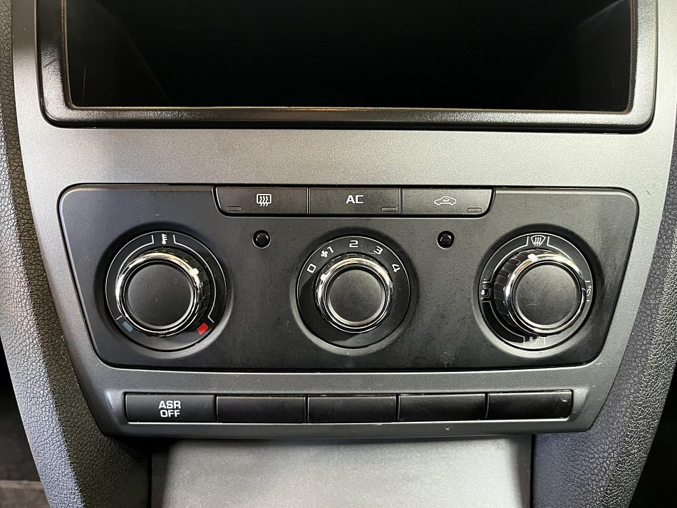 Škoda Octavia II 1.6 MPi 