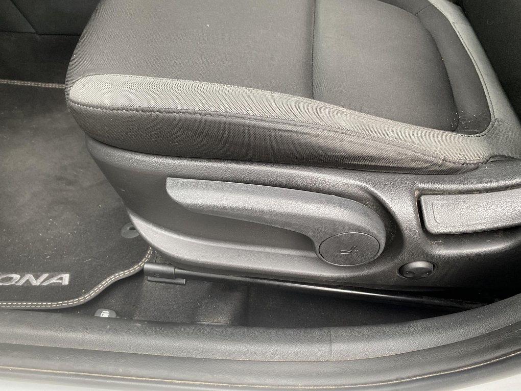 Hyundai Kona 1.6 CRDi 
