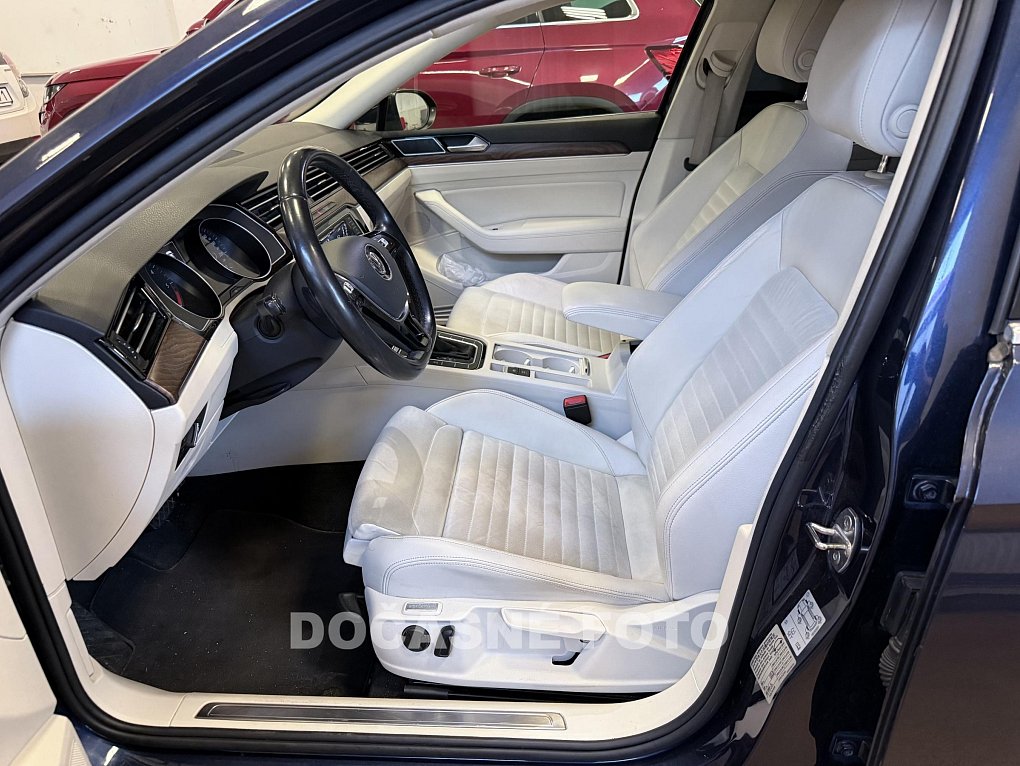 Volkswagen Passat 2.0 TDi 