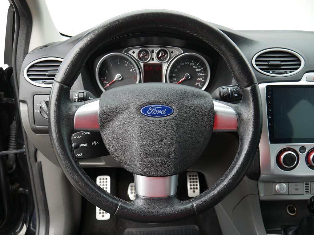 Ford Focus 1.6i 