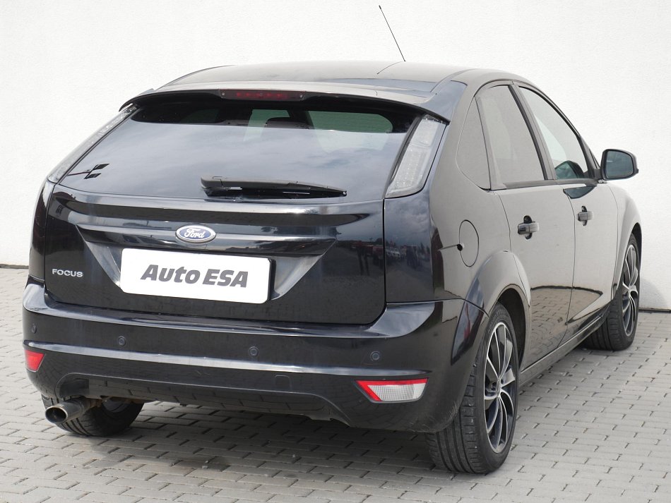 Ford Focus 1.6i 