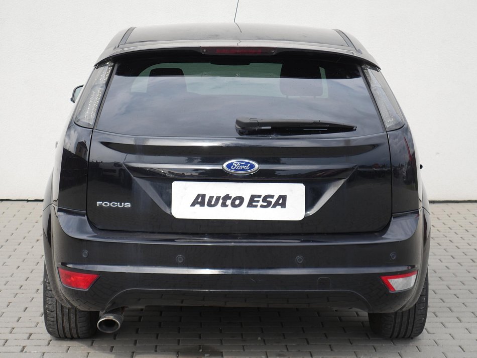 Ford Focus 1.6i 