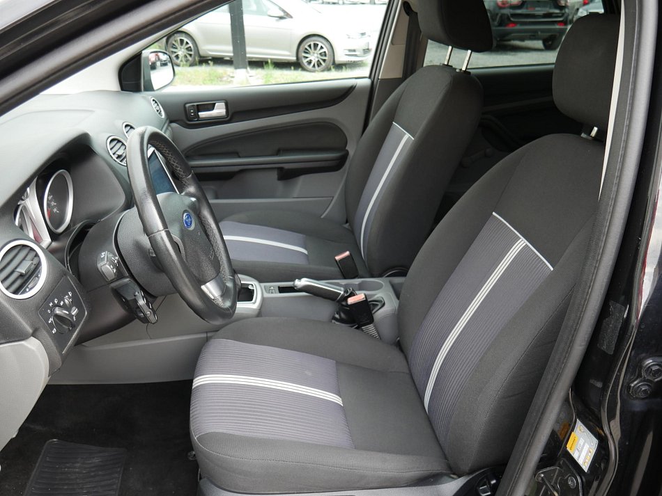 Ford Focus 1.6i 