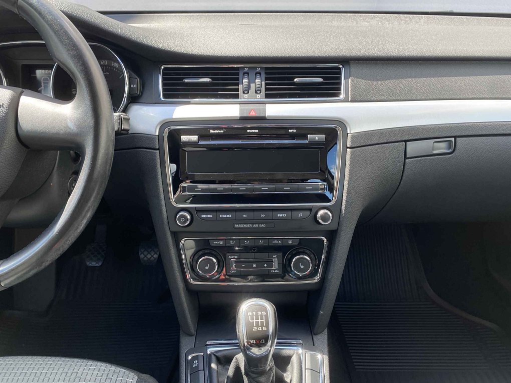 Škoda Superb II 2.0 TDi Ambition 4x4