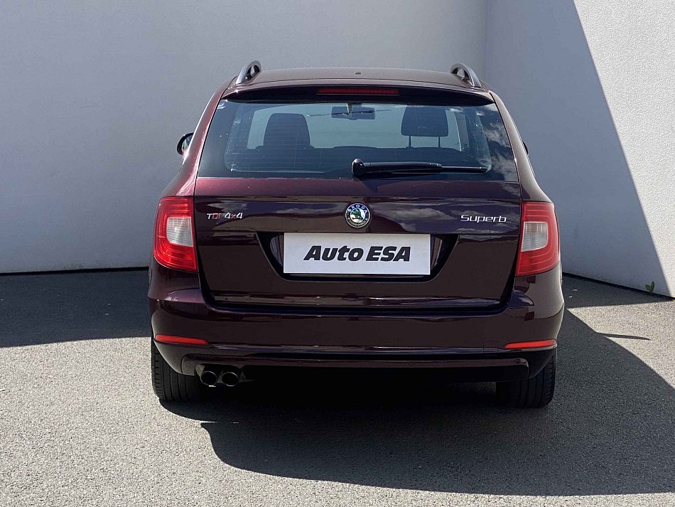 Škoda Superb II 2.0 TDi Ambition 4x4