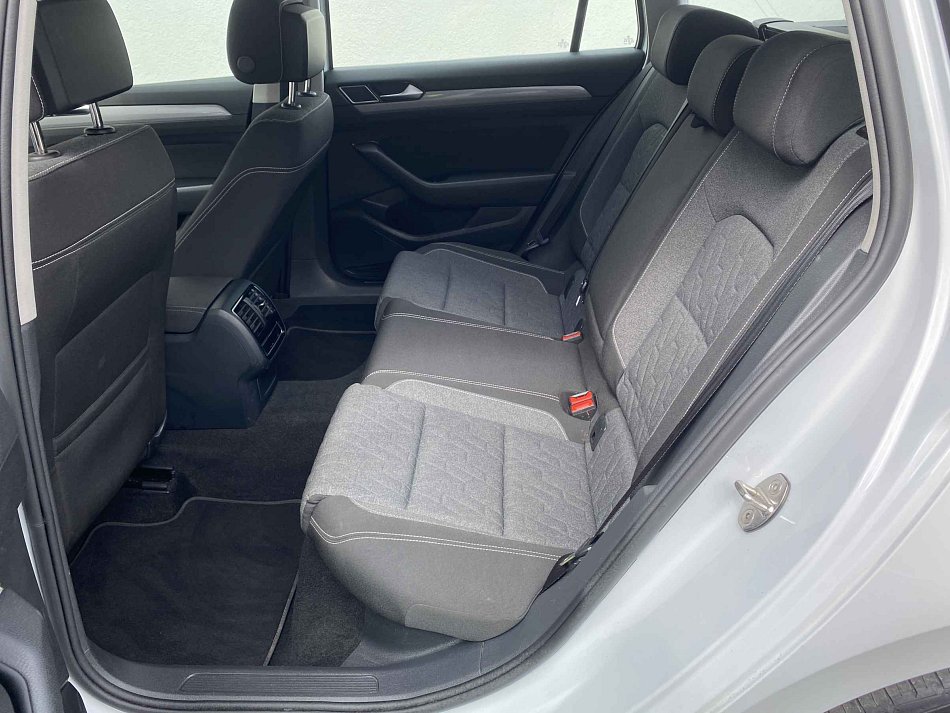 Volkswagen Passat 2.0 TDi Business