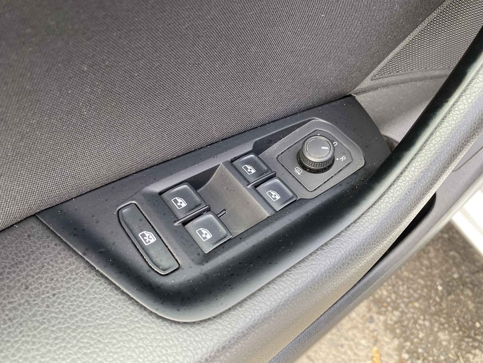 Volkswagen Passat 2.0 TDi Business