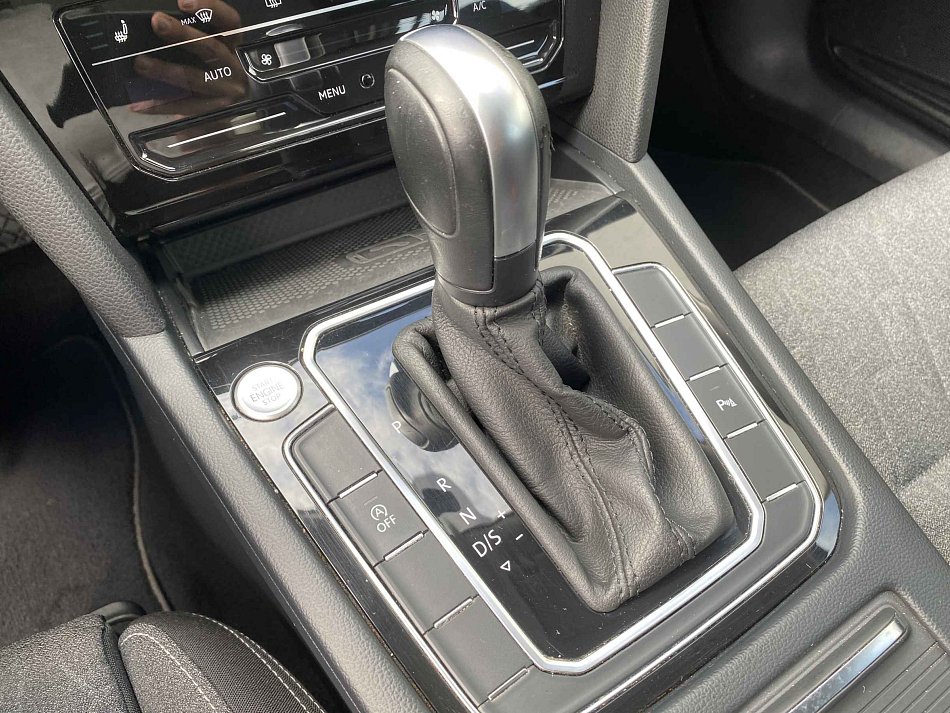 Volkswagen Passat 2.0 TDi Business