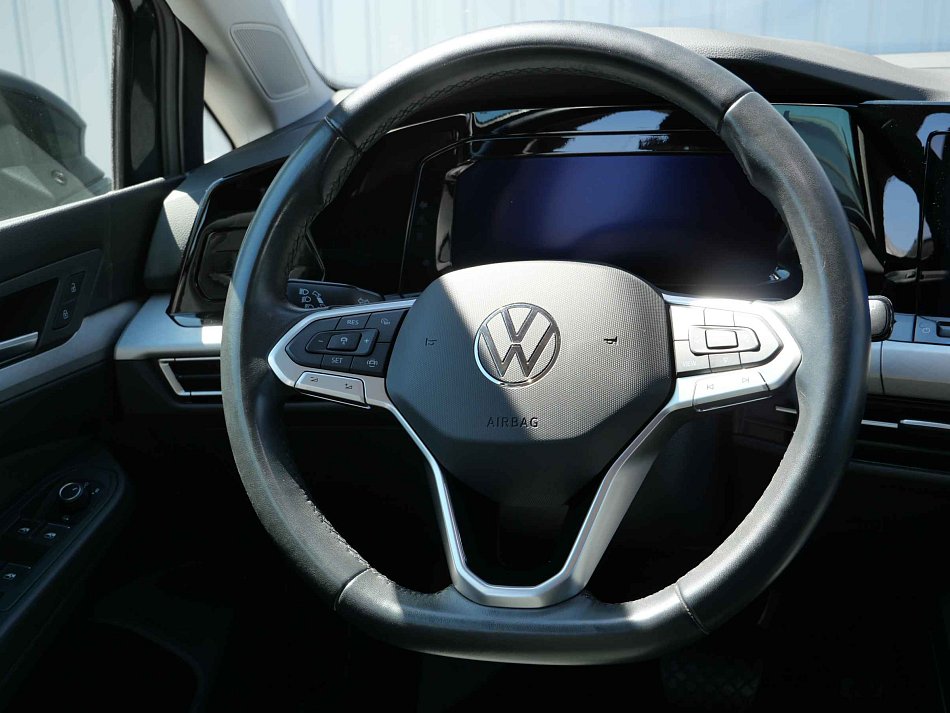Volkswagen Golf 1.0 eTSi Life