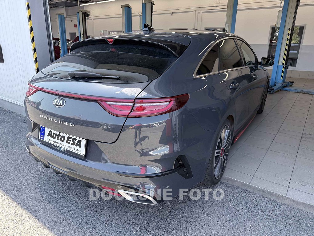 Kia Proceed 1.6T-Gdi 