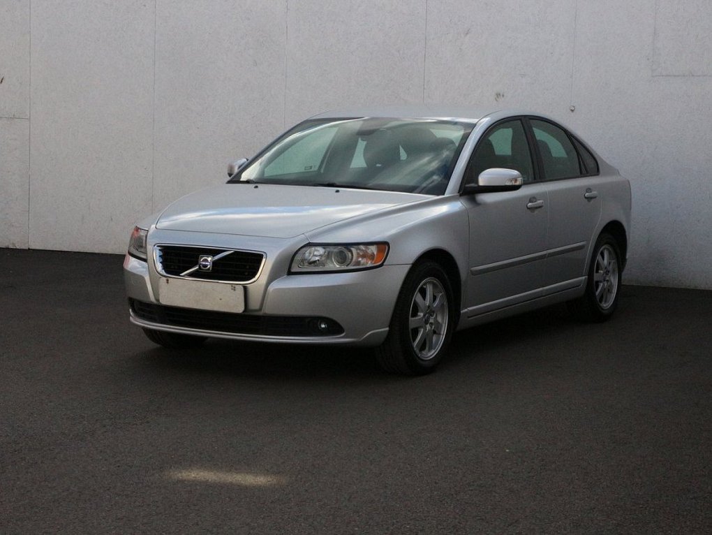 Volvo S40 2.5 i 