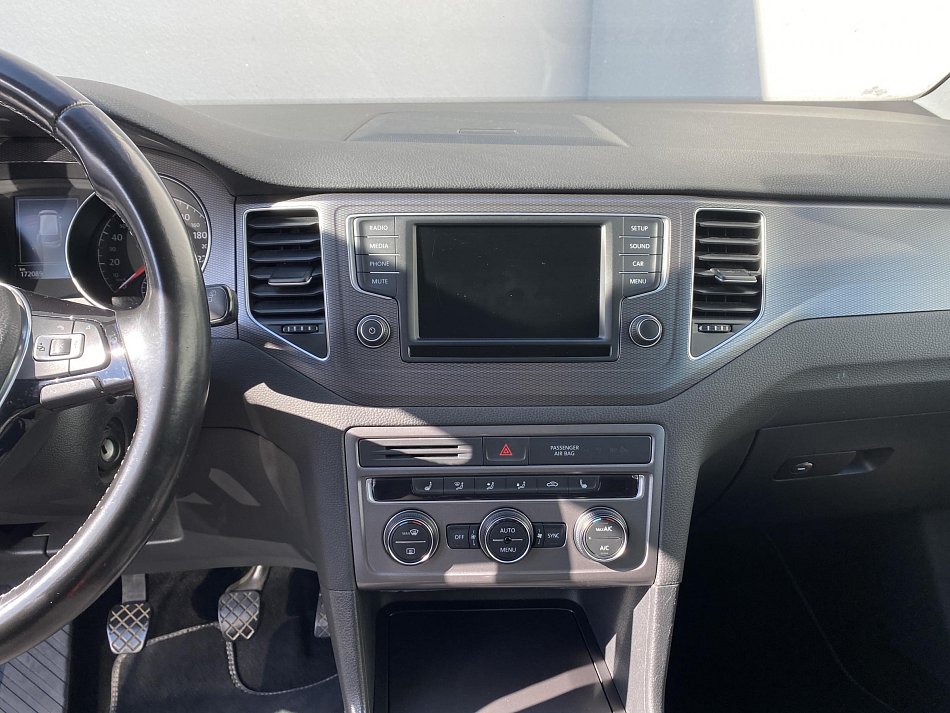 Volkswagen Sportsvan 1.6 TDi Lounge