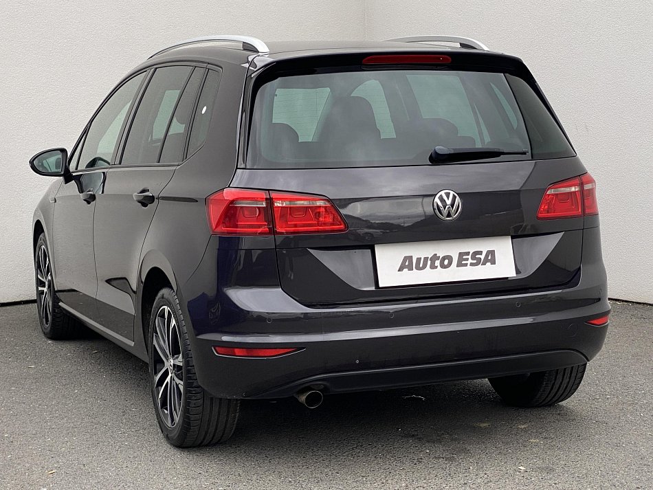 Volkswagen Sportsvan 1.6 TDi Lounge
