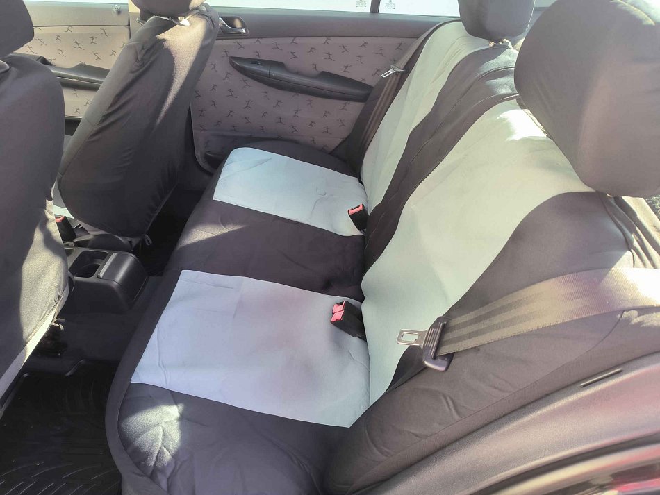 Škoda Fabia I 1.4i 16V 