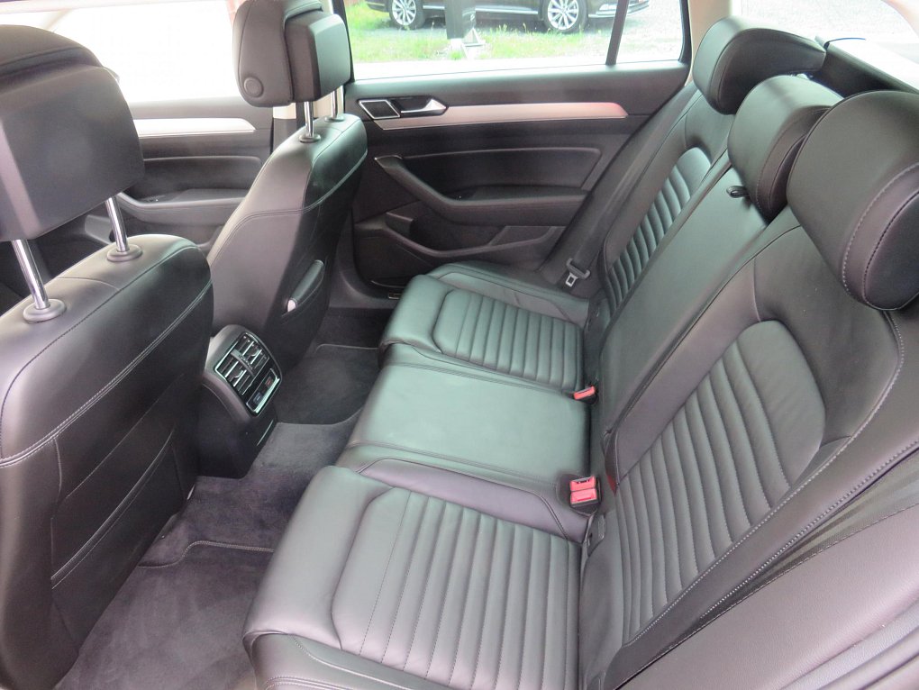 Volkswagen Passat 2.0 TSi Highline 4X4