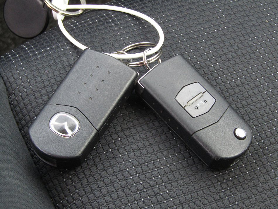 Mazda 5 2.0i 