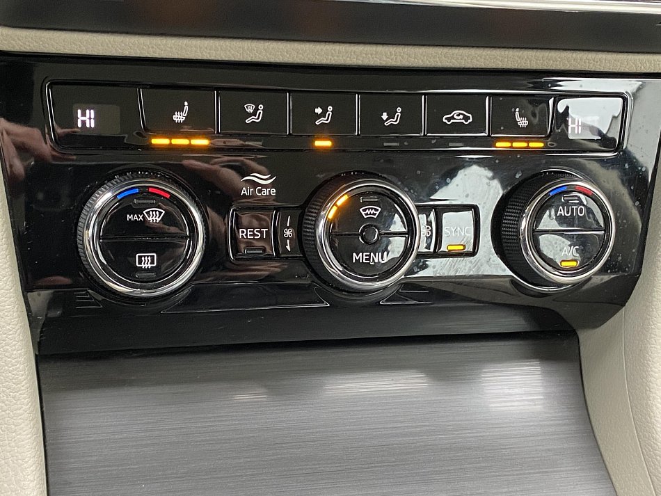 Škoda Superb III 2.0TDi Style