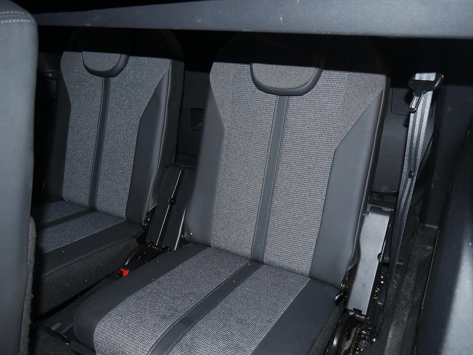 Peugeot 5008 1.5 HDi 