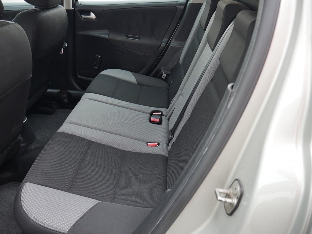 Peugeot 207 1.4i 
