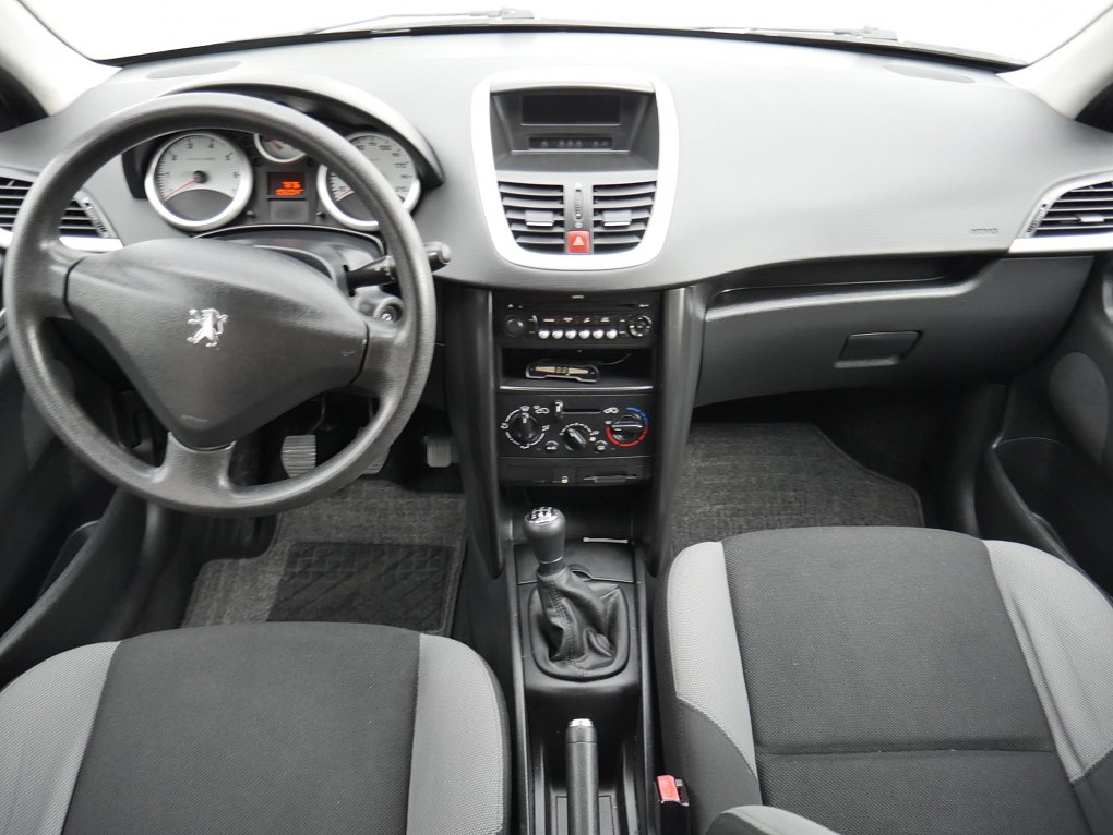 Peugeot 207 1.4i 
