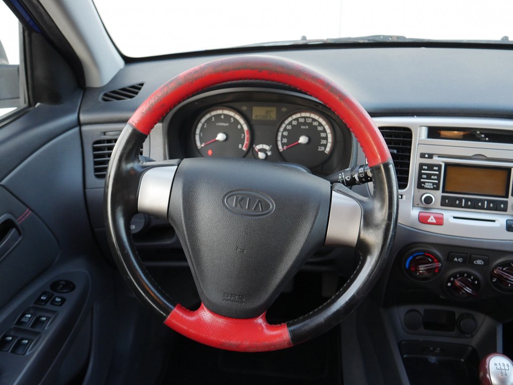 Kia Rio 1.4i 