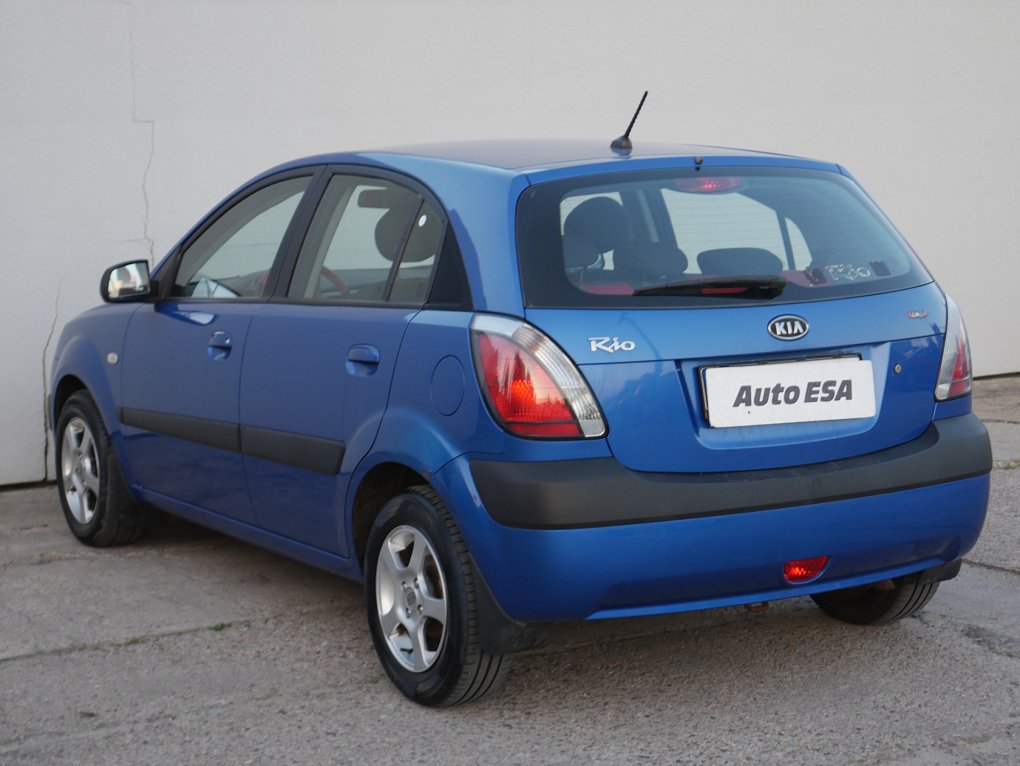 Kia Rio 1.4i 