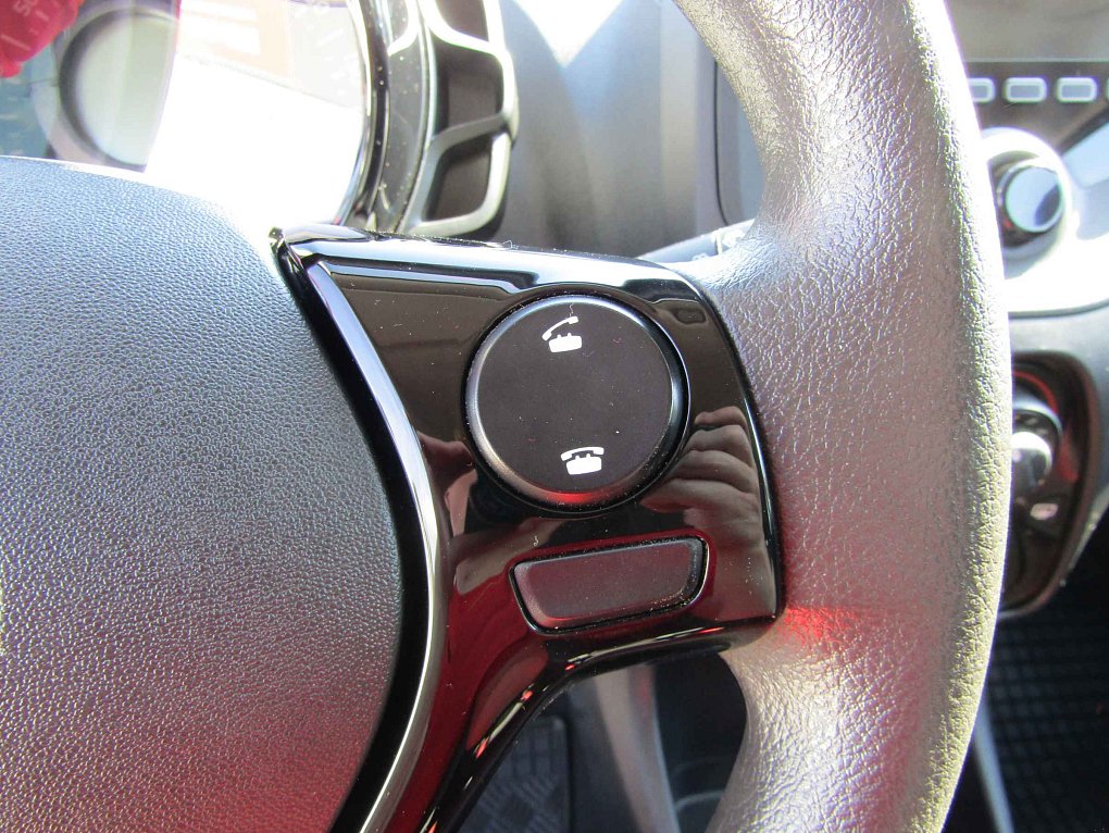 Toyota Aygo 1.0 i 
