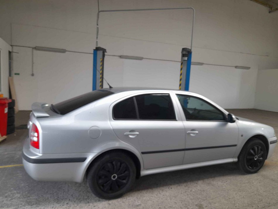 Škoda Octavia 1.6i 