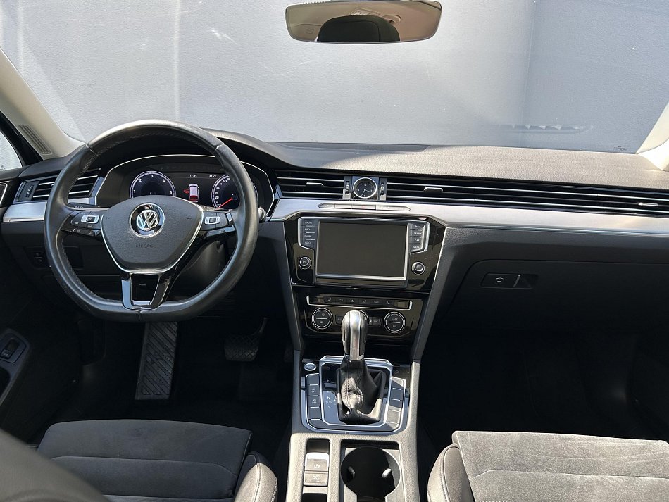 Volkswagen Passat 2.0 TDi Highline