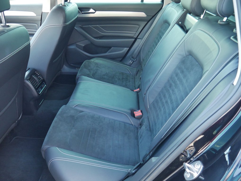 Volkswagen Passat 2.0 TDI Elegance