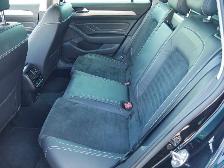 Volkswagen Passat 2.0 TDI Elegance