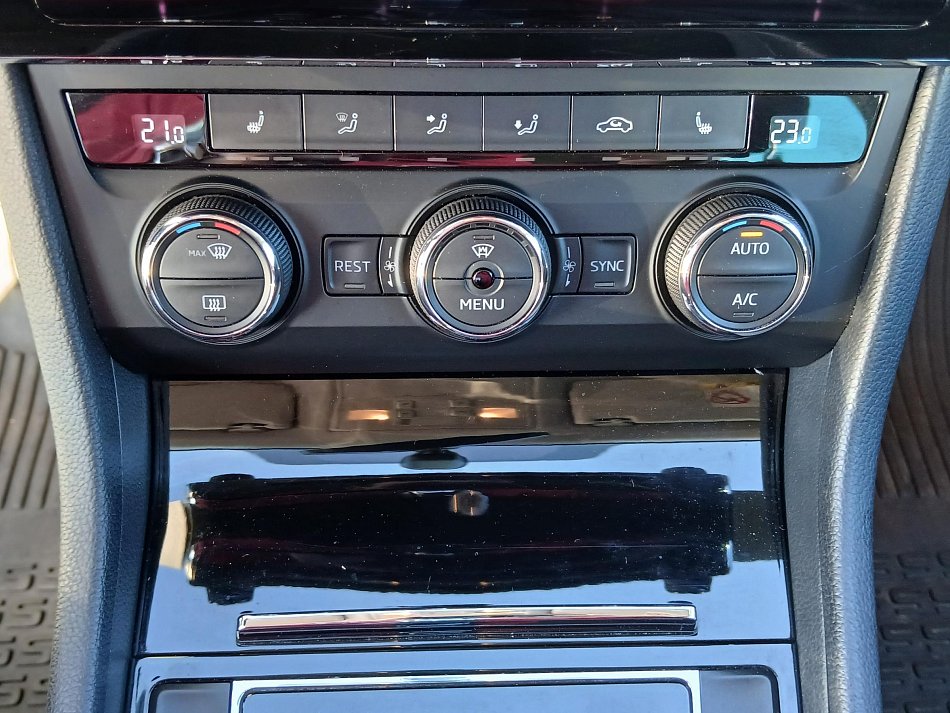 Škoda Superb III 2.0 TDi Style 4x4