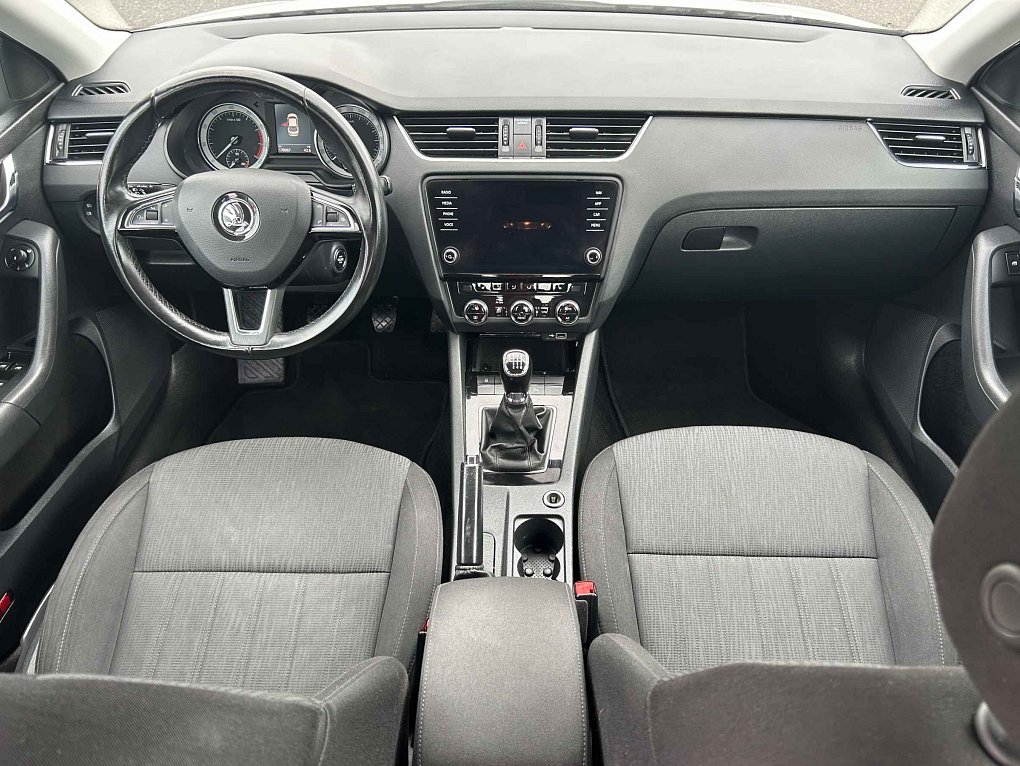 Škoda Octavia III 1.8 TSi Elegance